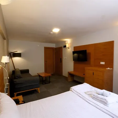 Varyant Hotel *