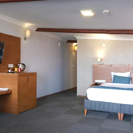 Hotel Varyant *