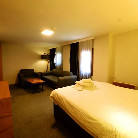 Varyant Ξενοδοχείο