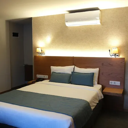 Varyant Hotel Smirne