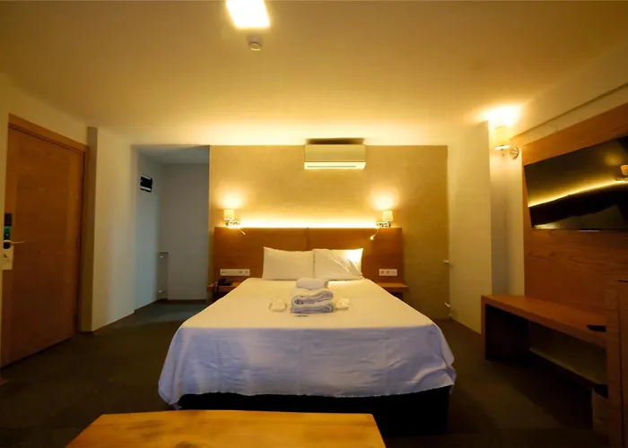 Varyant Hotel Esmirna